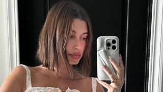 Hailey Bieber exibe corpo real 2 meses após nascimento de filho com Justin Bieber e web reage: 'Grande gostosa'