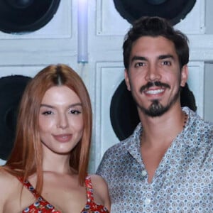 Giovanna Lancellotti e Gabriel David: outro casal na festa do relações públicas Juan Moraes