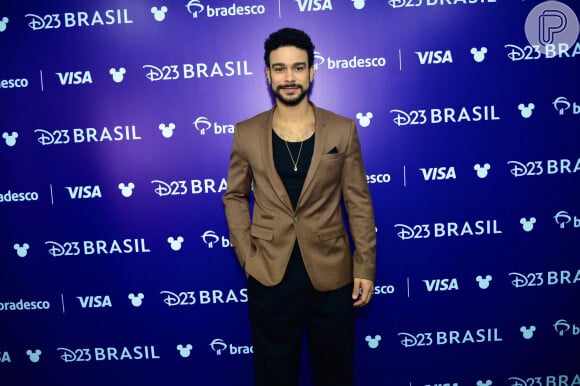 Sérgio Malheiros também usou um look formal