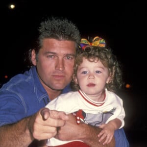 Miley Cyrus criança com o pai, Billy Ray Cyrus