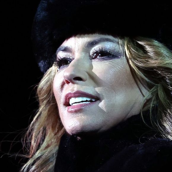 Shania Twain também esteve nos comentários de internautas