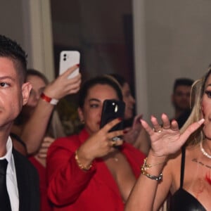 Andressa Urach ficou com o rosto machucado após séria briga com Juju Ferrari