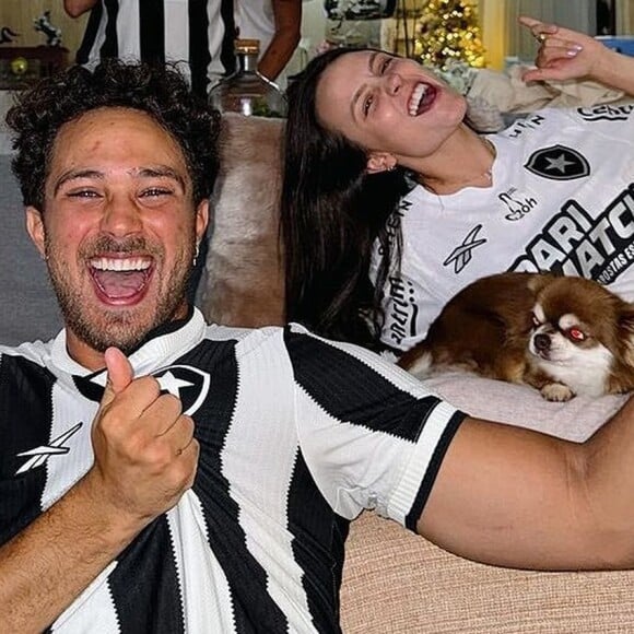 Larissa Manoela vem sendo detonada após declarar torcida ao Botafogo