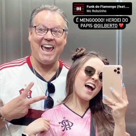 O Flamento é o time do pai de Larissa Manoela, com quem ela cortou relações