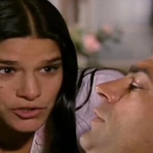 Em 'Alma Gêmea', Rafael (Eduardo Moscovis) enfrenta Cristina (Flavia Alessandra) para salvar Serena (Priscila Fantin)