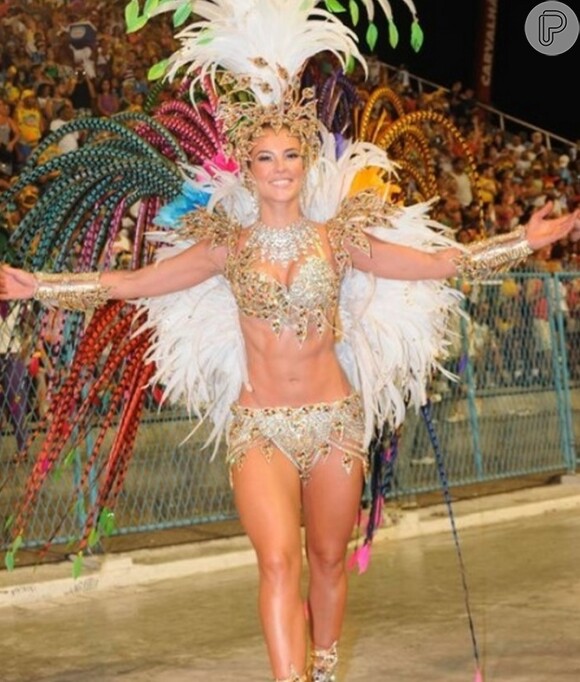 Paolla Oliveira foi rainha de bateria da Grande Rio no Carnaval de 2009
