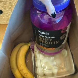 Virgínia Fonseca mostrou sua marmita com ovos, bananas e whey protein