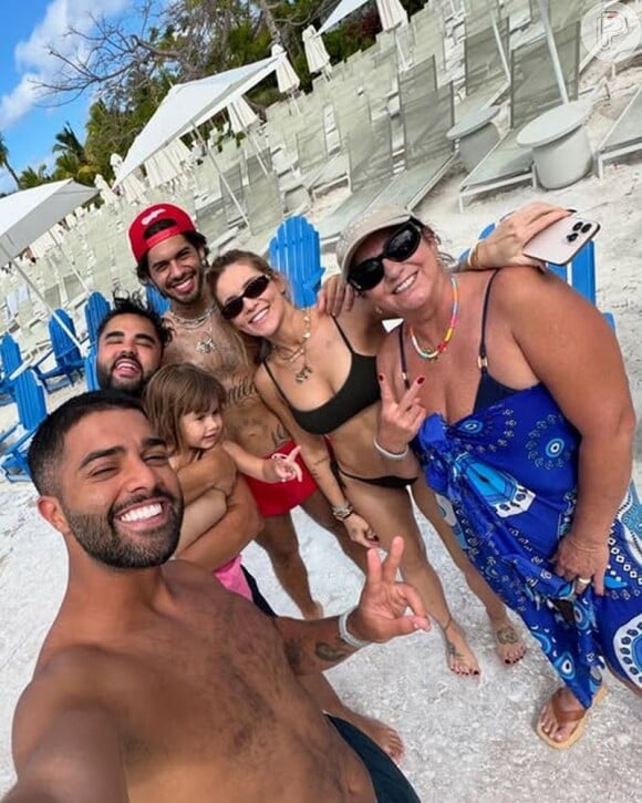 Nas Bahamas com a família, Virgínia Fonseca não deixa a dieta de lado