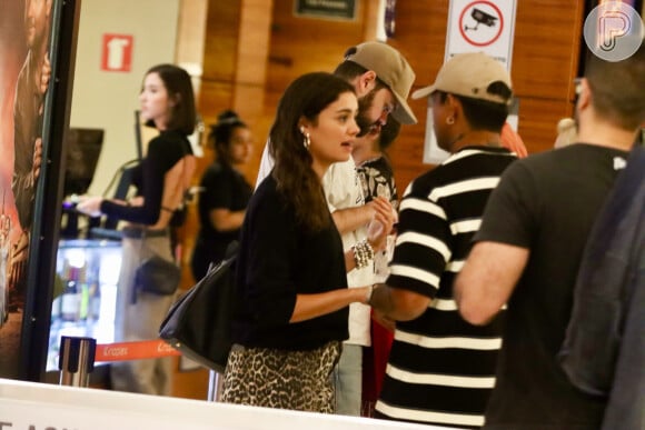 Xamã e Sophie Charlotte não escondem a paixão que sentem um pelo o outro em público