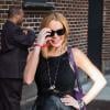 Lindsay Lohan chora durante a entrevista