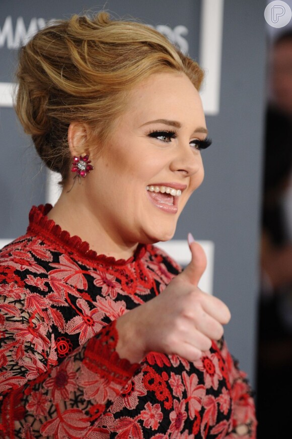 Adele está sendo disputada para participar de campanhas publicitárias com altos cachês