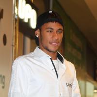 Por causa de Bruna Marquezine, Neymar dispensa carreira no exterior