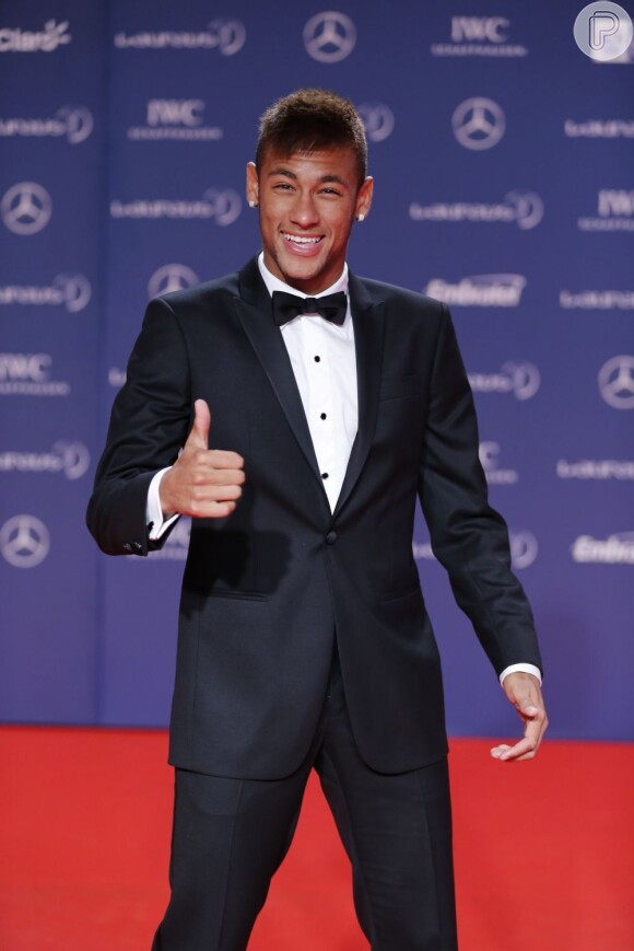 Neymar está entre os 10 jogadores mais ricos do mundo, segundo a 'Forbes'