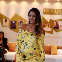 Grávida de Eike Batista, Flávia Sampaio exibe barriga de 7 meses no Fashion Rio