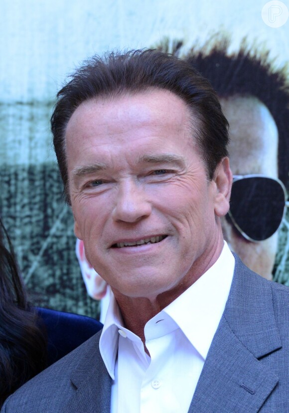 Actor Arnold Schwarzenegger posa para fotos no lançamento de 'O Último Desafio', em Roma
