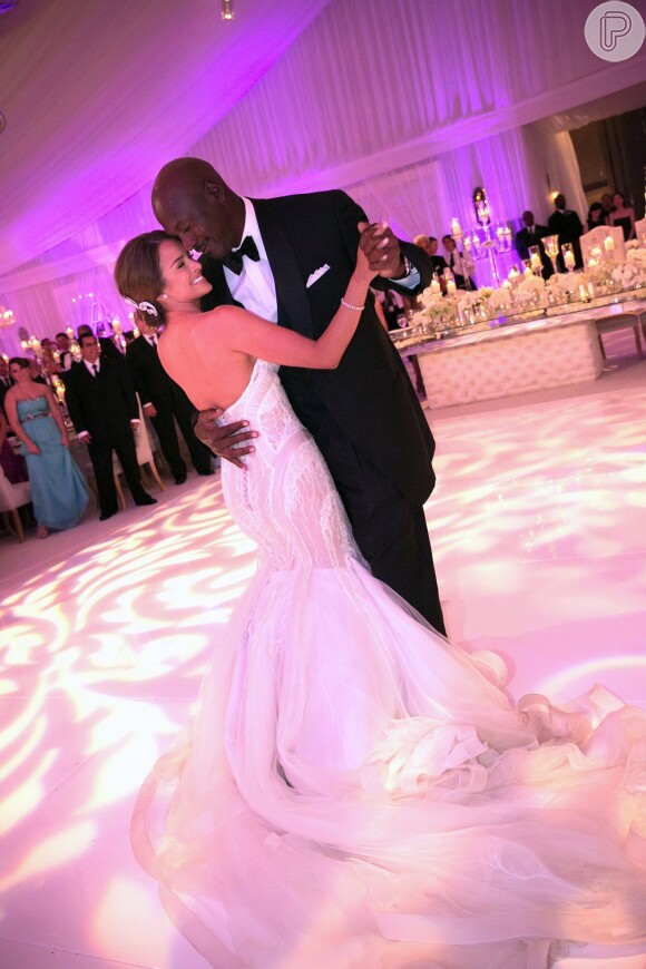 Michael Jordan se casou com a ex-modelo cubana Yvette Prieto no último sábado, dia 27 de abril de 2013