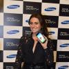 Giovanna Antonelli encontrou a parceira de elenco, Thammy Miranda, em lançamento de celular no Rio de Janeiro