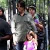 Tom Cruise não vê a filha, Suri, de 8 anos, há quase um ano, segundo site