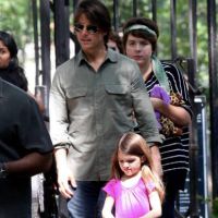 Tom Cruise está há quase um ano sem ver sua filha com Kate Holmes, diz site