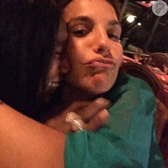 Ivete Sangalo também postou uma imagem com Glória Maria em seu Instagram: 'Porque quando a gente ama, a gente aperta e beija muito. Glória Maria, quanta saudade'