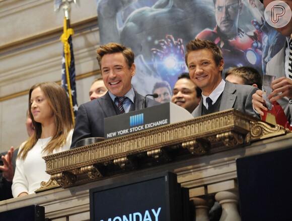 Robert Downey Jr. em ação promocional do filme 'Vingadores: Era de Ultron'
