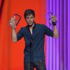 Enrique Iglesias recebe prêmios no Billboard da Música Latina, que aconteceu em Miami, nos Estados Unidos