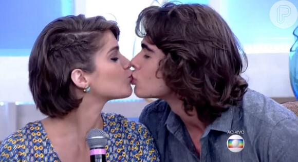 Isabella Santoni e Rafael Vitti chegaram a assumir namoro no 'Encontro com Fátima Bernardes' com direito a um beijinho