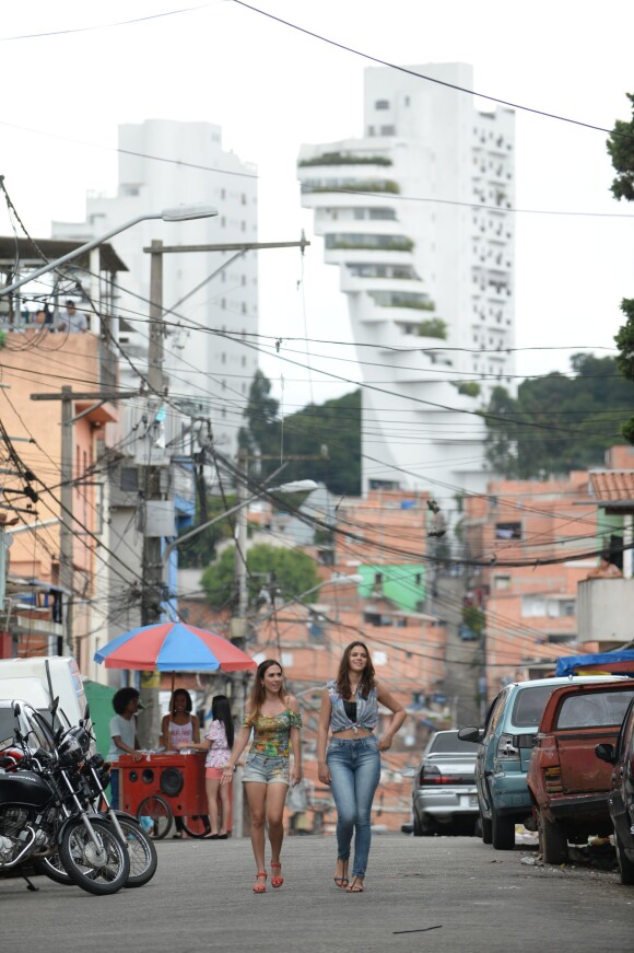 Bruna Marquezine é a protagonista da nova novela das sete, gravada na favela de Paraisópolis, em São Paulo