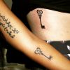 Amanda e Tamires, do 'BBB15', fazem tatuagem igual: 'Simbolizar nossa amizade'