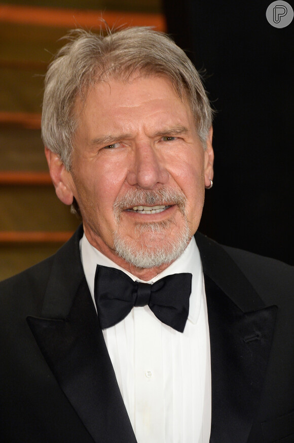 O ator Harrison Ford sofreu acidente de avião em março deste ano e teve ferimentos na cabeça. Harrison passou por duas cirurgias por causa de fraturas no tornozelo e na bacia