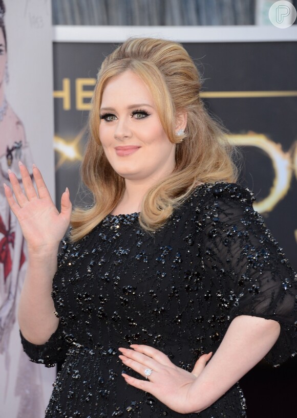 Adele venceu o Oscar de Melhor Canção Original com 'Sky Fall'