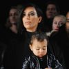 Kim Kardashian e Kanye West são pais de North West, de 1 ano e 11 meses