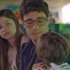 Luís (Thiago Rodrigues) pede ajuda a Isabel (Mariana Lima) para contar aos filhos sobre o novo relacionamento, na novela 'Sete Vidas'