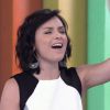 Monica Iozzi solta a voz no 'Vídeo Show'. A apresentadora já cantou, entre outras, 'Evidências'