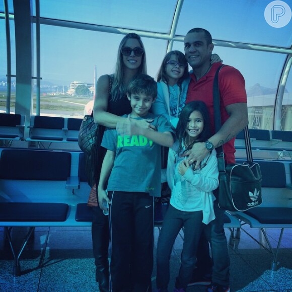 Vitor Belfort e Joana Prado são pais de três filhos: Davi, Vitoria e Kyara