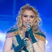 Joelma anuncia em show que vai seguir carreira gospel em 2014: 'Calypso de Deus'