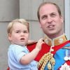 Príncipe George assiste ao aniversário da avó, Rainha Elizabeth II, pela primeira vez e se impressiona com voo acrobático ao lado do pai, Príncipe William, e da mãe, Kate Middleton