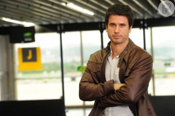 O ator viveu seu primeiro protagonista do horário nobre, em 'Insensato Coração', exibida pelo Globo em 2011