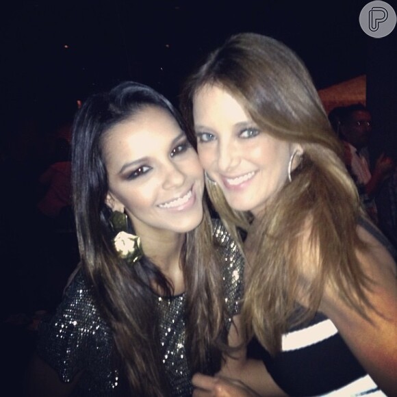Ticiane Pinheiro posta foto com Mariana Rios na comemoração de seu aniversário em 15 de junho de 2013 e escreve na legenda: 'Musa linda Mariana Rios no meu niver no Rio!!!'