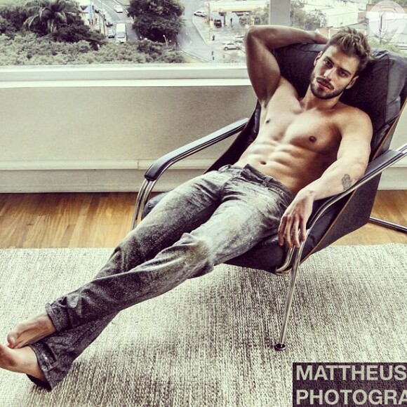 Lucas Malvacini fez sucesso nas redes sociais após interpretar o amante de Félix (Mateus Solano) em 'Amor à Vida'