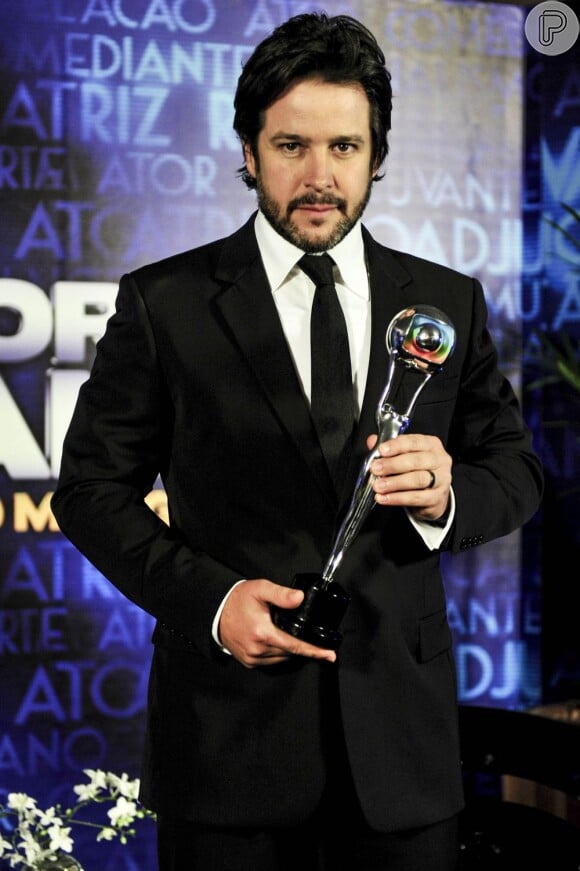 Com o personagem de Tufão, em 'Avenida Brasil', Murilo Benício recebeu o prêmio de Melhor Ator do Melhores do Ano do 'Domingão do Faustão'