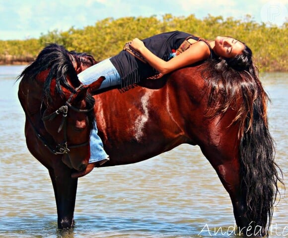 Nas redes sociais, Maria Paula Maia demonstração sua paixão pelos cavalos