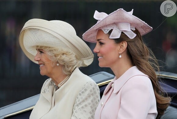 Príncipe Charles e Camilla Parker, a duquesa de Cornualha, estão ansiosos para a chegada do bebê real
