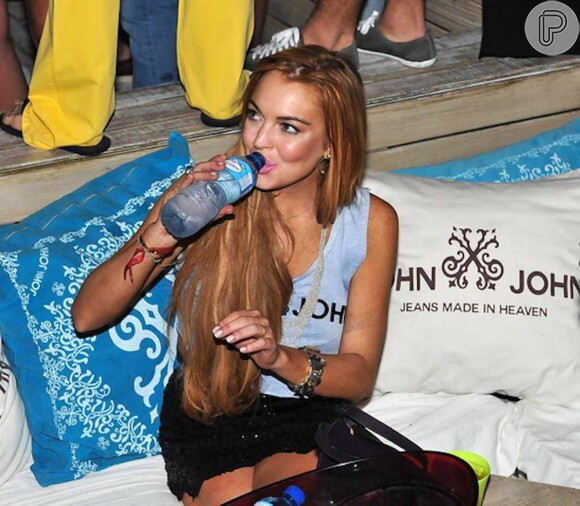 Lindsay Lohan esteve no Brasil antes de ir para clínica de reabilitação para divulgar marca de roupa