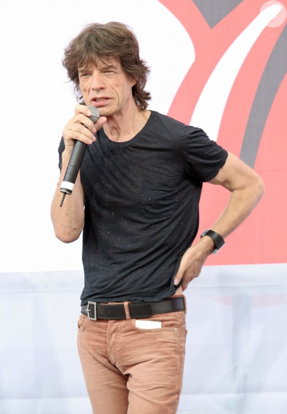 Mick Jagger, vocalista da banda 'The Rolling Stones', em conferência de imprensa realizada na Julliard School of Music Plaza, em Nova York, em 2005