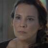 Emília (Ana Beatriz Nogueira) fica indignada quando Lívia (Alinne Moraes) se recusa a deixar a mansão da avó e a expulsa da casa de Gema (Louise Cardoso), na novela 'Além do Tempo'