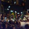 O baiano Carlinhos Brown levou muita garrafada do público no Rock in Rio, em 2001. O cantor pedia paz, mas o público não atendeu
