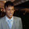 Neymar está se preparando para se apresentar para o Barcelona, no final de julho