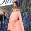Rihanna, Camila Pitanga e mais famosos assistiram ao desfile da Dior na Semana de Moda de Paris, palco de um desencontro. 'Queria estar morta', reclamou brasileira por não ter visto a cantora, nesta sexta, 02 de outubro de 2015