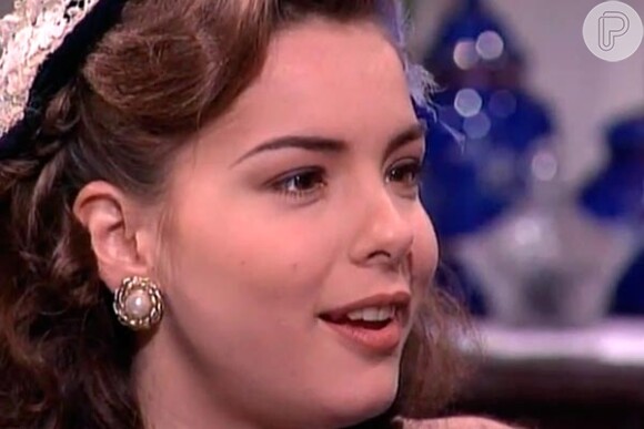 Regiane Alves atuou em 'Fascinação' como Ana Clara, em 1998.